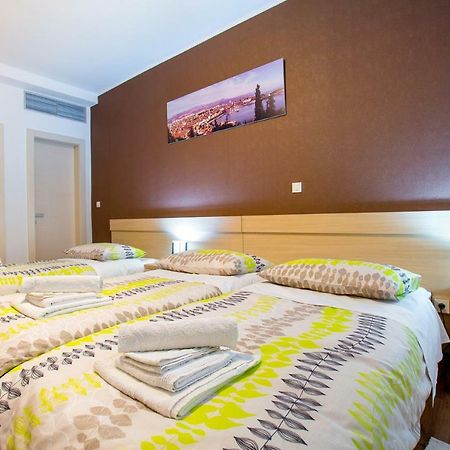 Apartments Dora Сплит Екстериор снимка